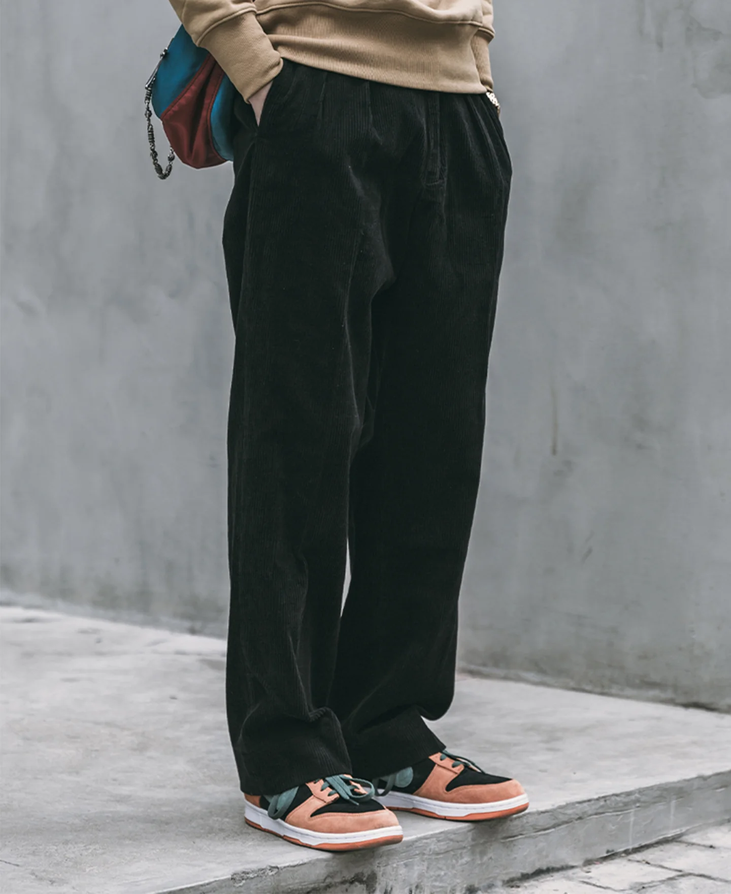 12.5 oz 8 Wale Corduroy Trousers - Black - Image 6