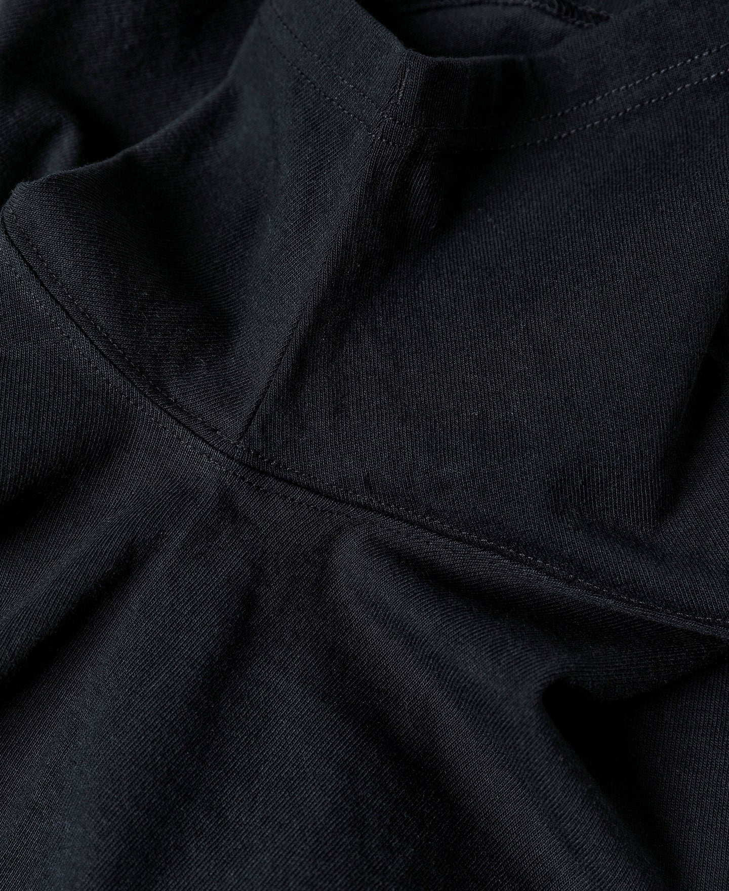 9 oz Cotton Tubular T-Shirt - Black - Image 8