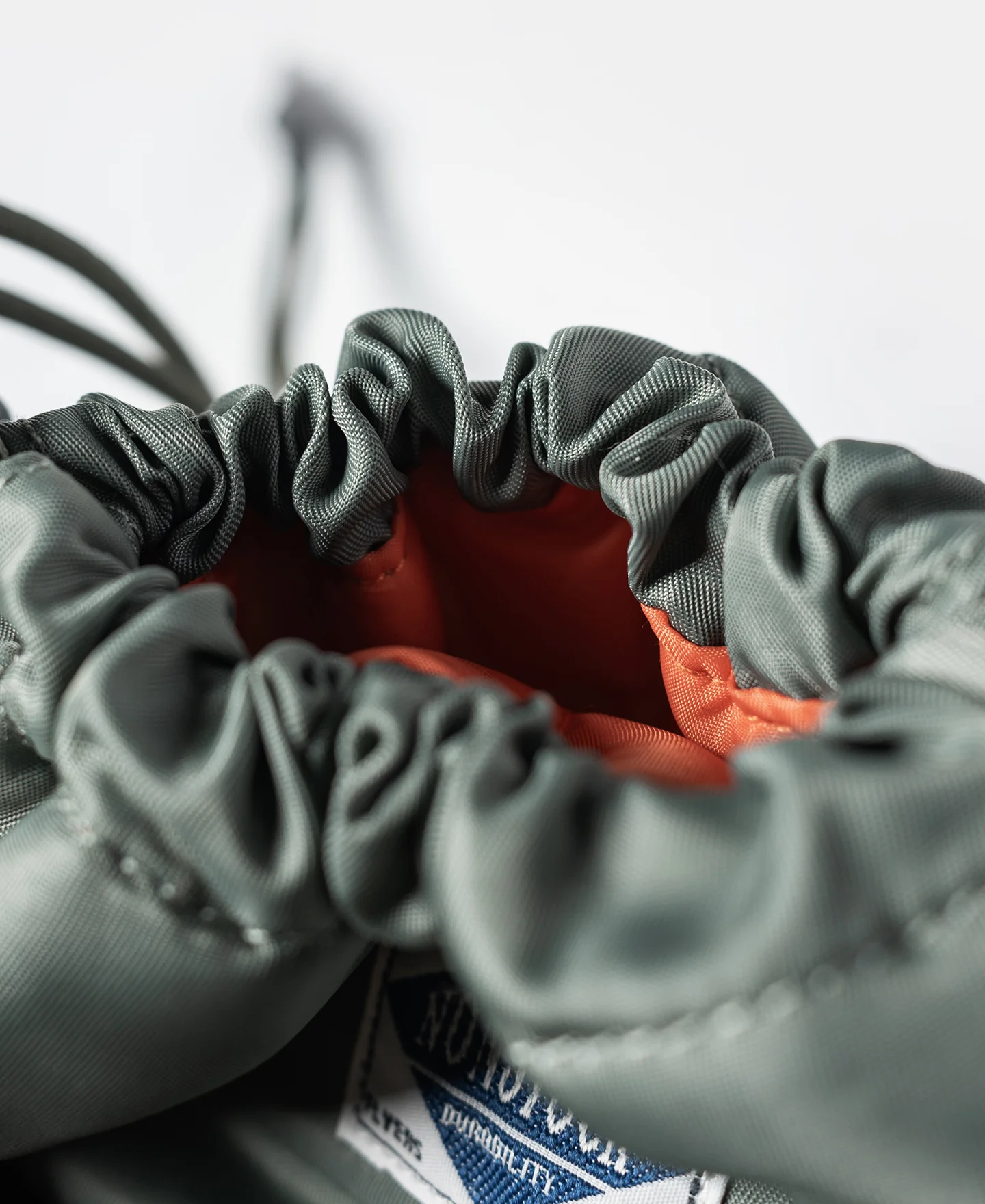 Climbing Chalk Nylon Bag - Olive - Image 4