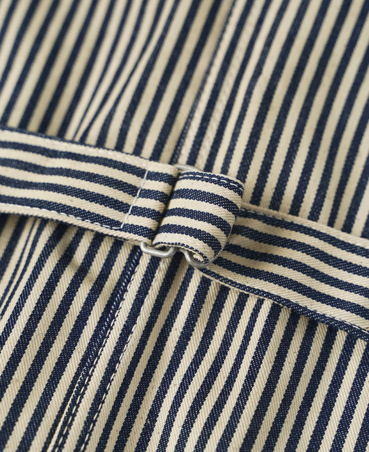 Lot 423 Express Stripe Vest - Image 15