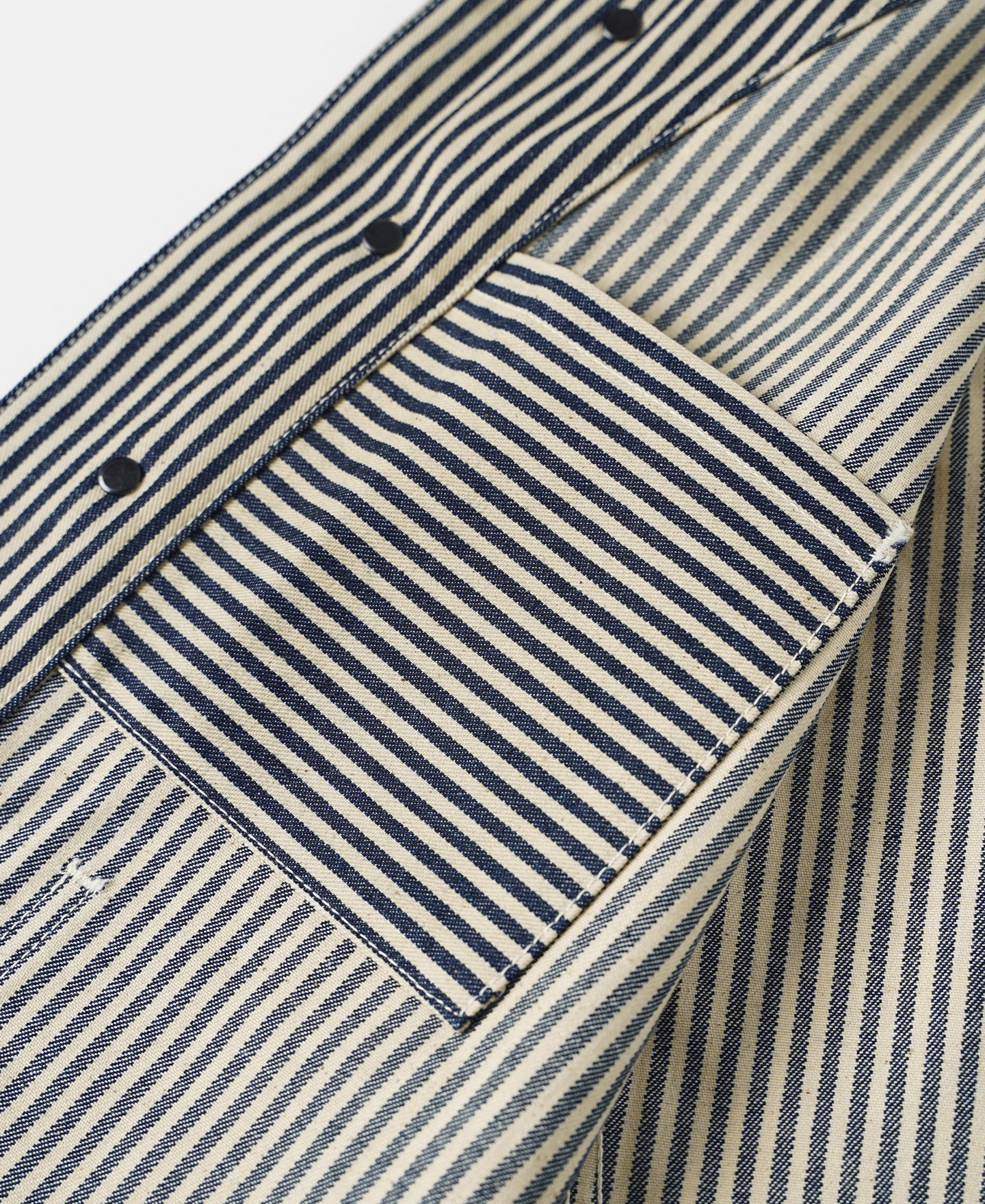Lot 423 Express Stripe Vest - Image 17